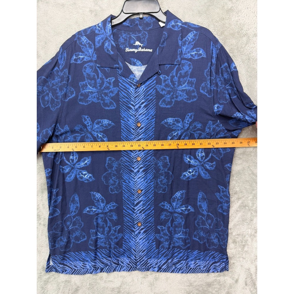 Tommy‎ Bahama Men's Hawaiian Shirt XL Blue Palm Artist Series 2022 Camp Collar - Picture 2 of 8